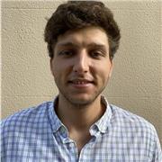 Profesor historia de España, del mundo contemporáneo y 1,2 y 3 de la ESO. Soy graduado en derecho y en ciencia política por la UAM